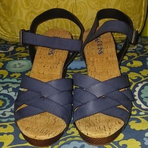 Korks Block Heel Sandals